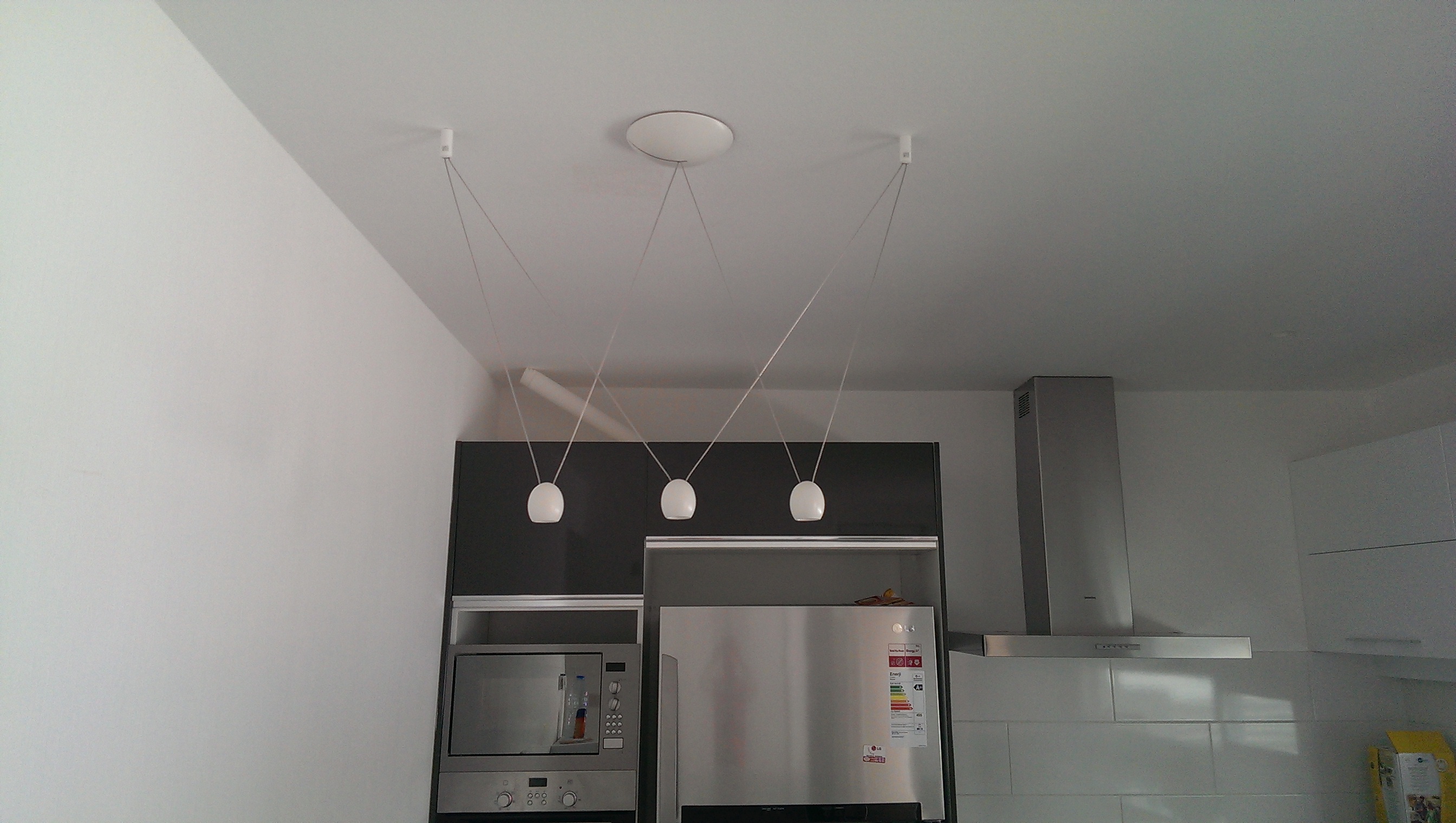 Elektrikciniz 35. Sokak İtalyan Aydınlatma Montajımız