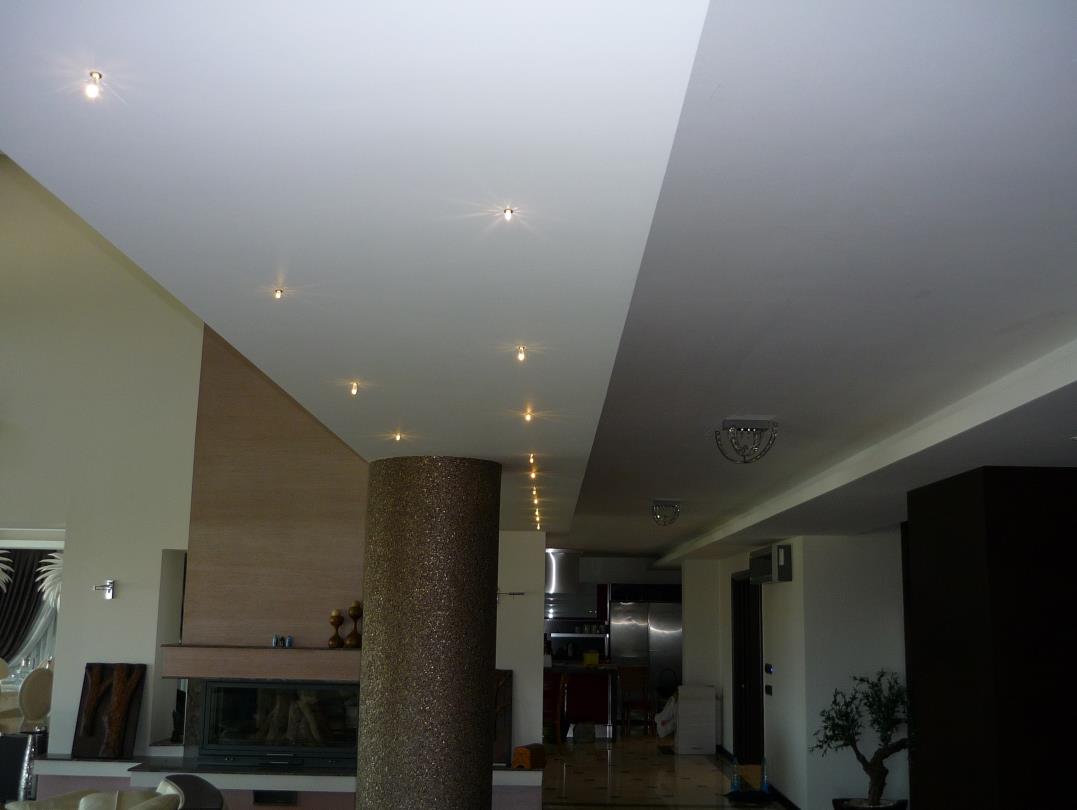 Elektri̇kçi̇ni̇z'den Urla Özel Swarovski̇ Mi̇ni̇ Spot Montajınız